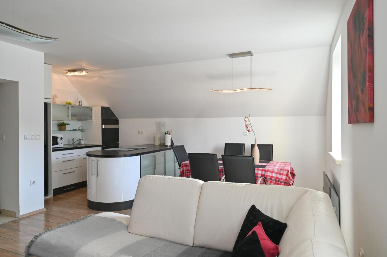 Apartment Stros With Private Sauna Kranjska Gora Exterior photo